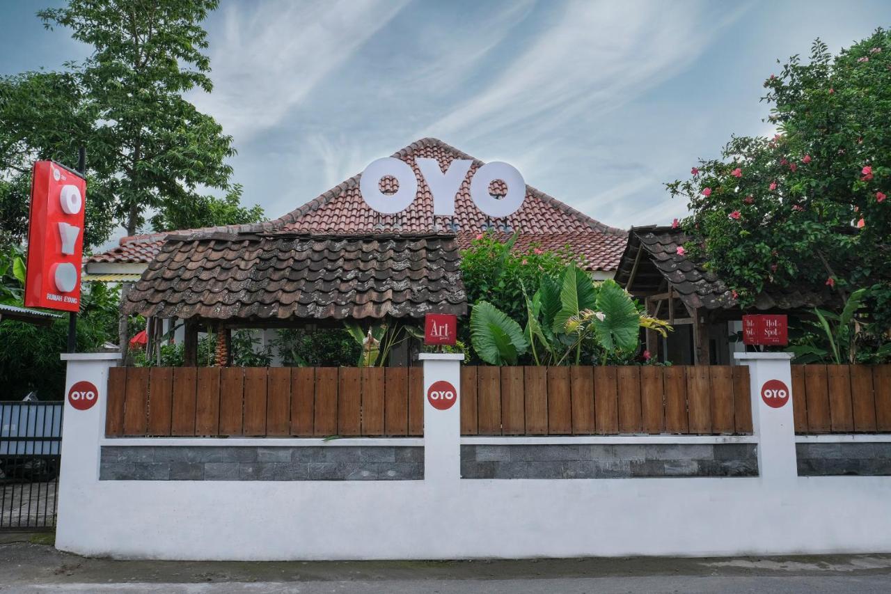 Oyo 287 Rumah Eyang Near Rsud Kota Yogyakarta Hotel Eksteriør billede